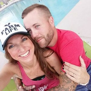 Meet your Posher, Holly